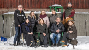En grupp personer utomhus, iklädda vinterkläder. Representerar deltagare i Livsmedelsarenan. Foto av Magnus Stenberg
